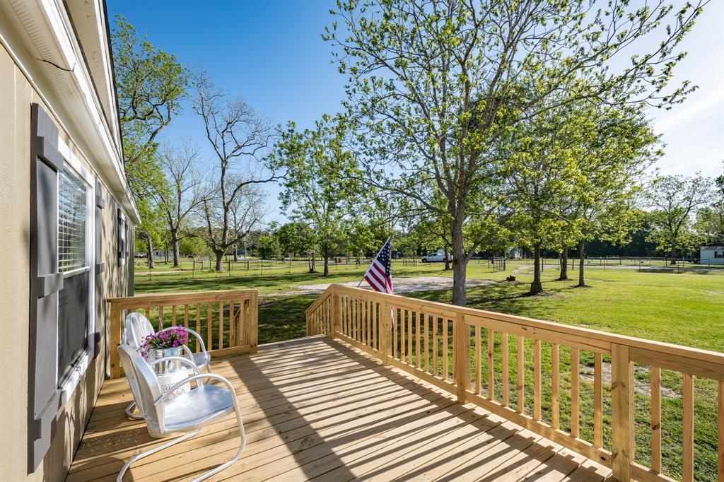 213 County Road 2313