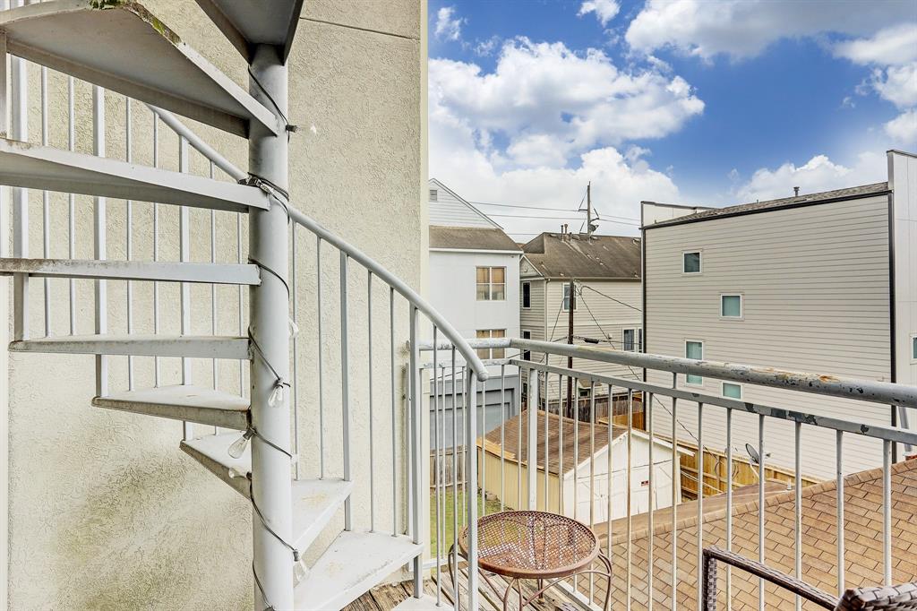 1803 3 Oneil Street, Houston, Texas 77019, 2 Bedrooms Bedrooms, 2 Rooms Rooms,2 BathroomsBathrooms,Townhouse/condo,For Sale,Oneil,58624201