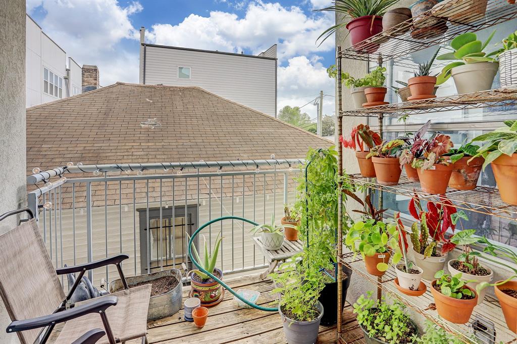 1803 3 Oneil Street, Houston, Texas 77019, 2 Bedrooms Bedrooms, 2 Rooms Rooms,2 BathroomsBathrooms,Townhouse/condo,For Sale,Oneil,58624201