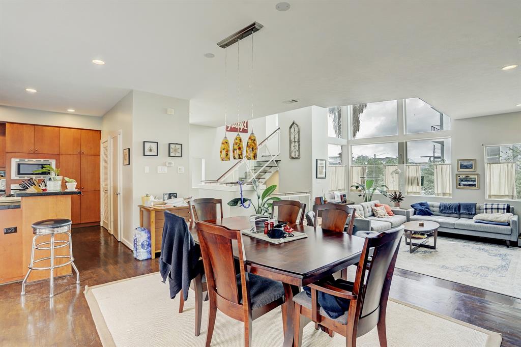 1803 3 Oneil Street, Houston, Texas 77019, 2 Bedrooms Bedrooms, 2 Rooms Rooms,2 BathroomsBathrooms,Townhouse/condo,For Sale,Oneil,58624201