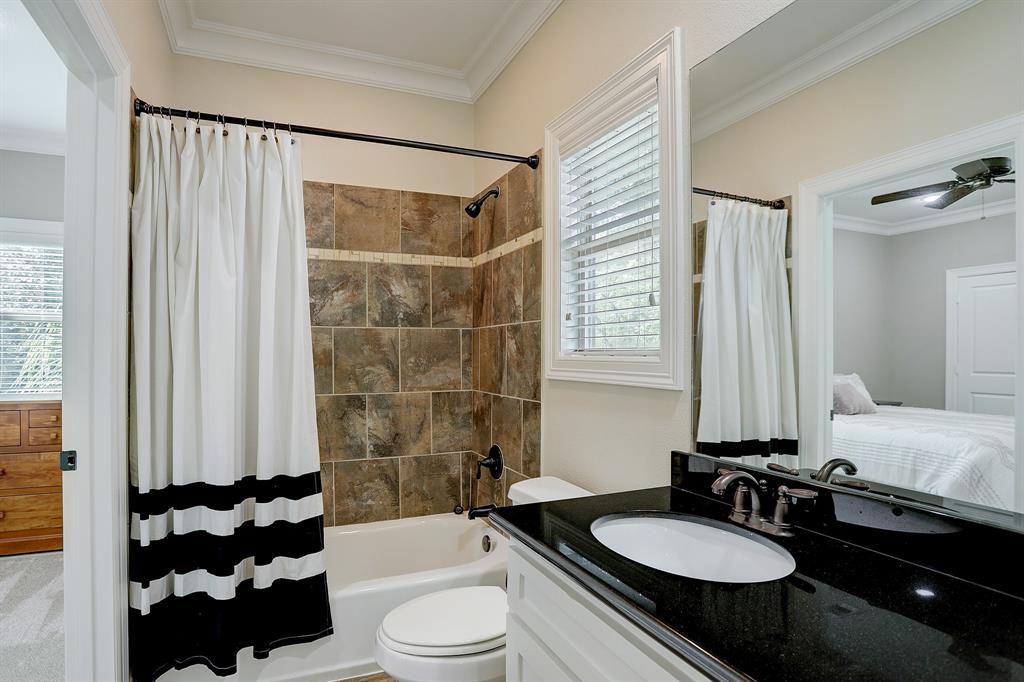 730 2 30th Street, Houston, Texas 77018, 5 Bedrooms Bedrooms, 11 Rooms Rooms,5 BathroomsBathrooms,Single-family,For Sale,30th,80561905