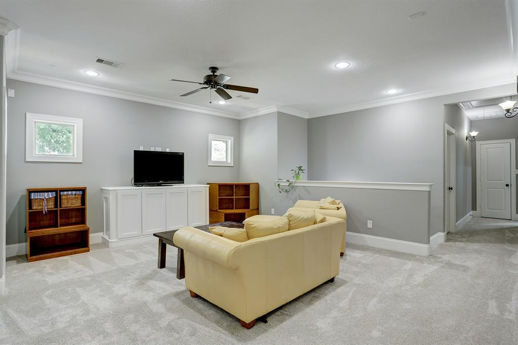 730 2 30th Street, Houston, Texas 77018, 5 Bedrooms Bedrooms, 11 Rooms Rooms,5 BathroomsBathrooms,Single-family,For Sale,30th,80561905