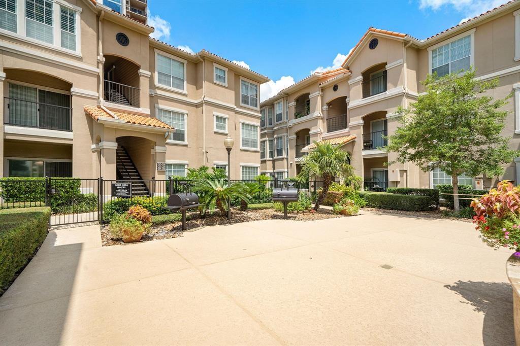 3231 Allen Parkway Parkway 2205