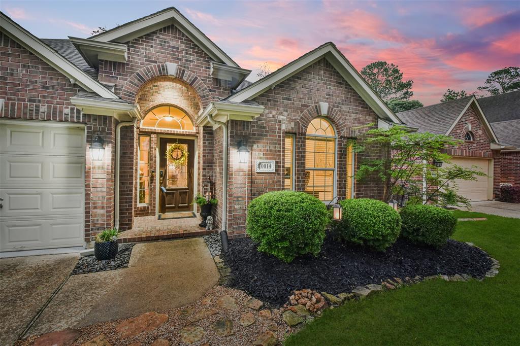 10014 Willow Wood Way, Houston, TX 77070