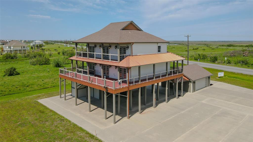 883 2 Gulf Cedar Drive, Crystal Beach, Texas 77650, 5 Bedrooms Bedrooms, 8 Rooms Rooms,3 BathroomsBathrooms,Single-family,For Sale,Gulf Cedar,22654094