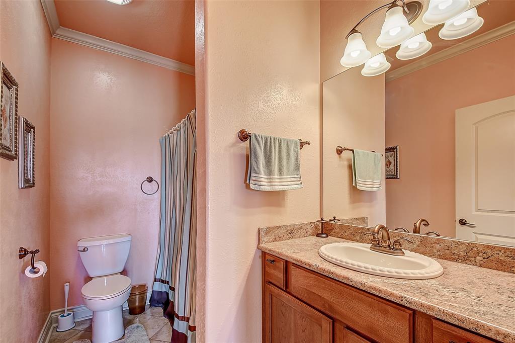 883 2 Gulf Cedar Drive, Crystal Beach, Texas 77650, 5 Bedrooms Bedrooms, 8 Rooms Rooms,3 BathroomsBathrooms,Single-family,For Sale,Gulf Cedar,22654094