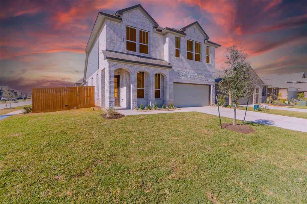 2109 2 Sand Lily Drive, Texas City, Texas 77568, 3 Bedrooms Bedrooms, 12 Rooms Rooms,2 BathroomsBathrooms,Single-family,For Sale,Sand Lily Drive,18629226