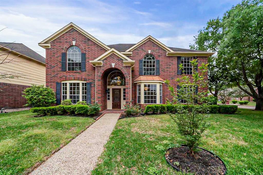 Sold: 4255 Meadowchase Lane, Houston, TX 77014 | 5 Beds / 3 Full Baths |  $294,000