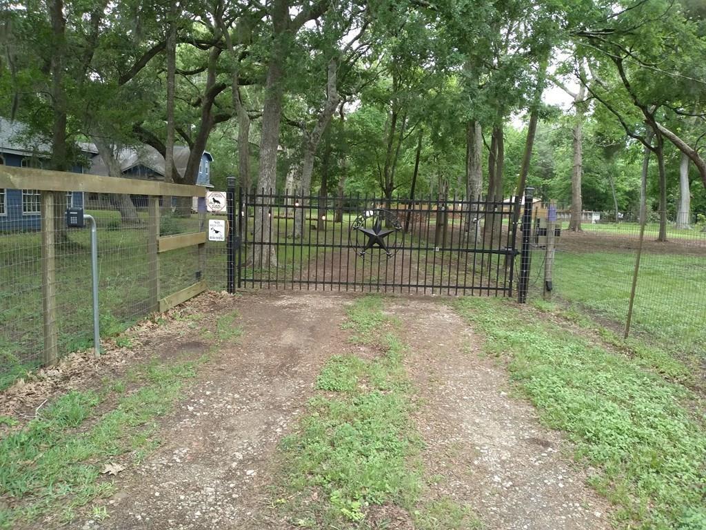 16406 LOCHNESS/County Road 528B, Rosharon, Texas 77583, 4 Bedrooms Bedrooms, 4 Rooms Rooms,2 BathroomsBathrooms,Country Homes/acreage,For Sale,LOCHNESS/County Road 528B,70903540