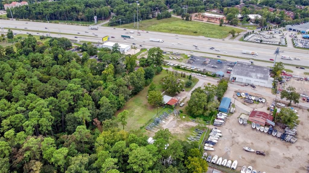 305 1 AUSTIN Road, Conroe, Texas 77301, 2 Bedrooms Bedrooms, 7 Rooms Rooms,3 BathroomsBathrooms,Country Homes/acreage,For Sale,AUSTIN,80403307
