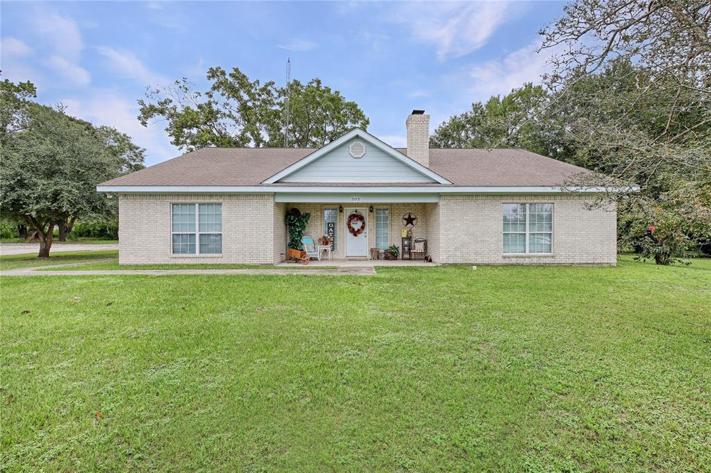 305 1 AUSTIN Road, Conroe, Texas 77301, 2 Bedrooms Bedrooms, 7 Rooms Rooms,3 BathroomsBathrooms,Country Homes/acreage,For Sale,AUSTIN,80403307