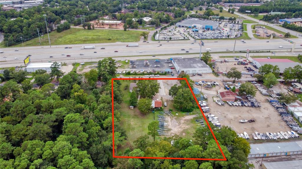 305 1 AUSTIN Road, Conroe, Texas 77301, 2 Bedrooms Bedrooms, 7 Rooms Rooms,3 BathroomsBathrooms,Country Homes/acreage,For Sale,AUSTIN,80403307