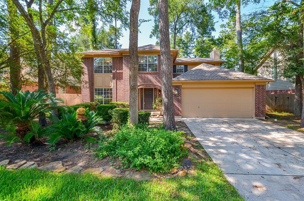 227 E Golden Arrow Circle The Woodlands, Texas This is a beautiful 4 bedroom home with a large and spacious backyard perfect for entertaining. It is located just minutes from 45 and zoned to top-rated schools. This home features tile and laminate wood flooring and neutral colors throughout. Schedule a tour TODAY!