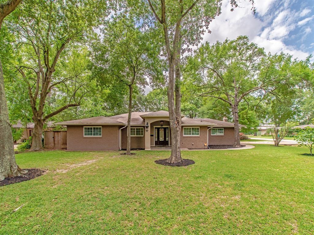 9402 1 Crispin Lane, Houston, Texas 77080, 4 Bedrooms Bedrooms, 8 Rooms Rooms,3 BathroomsBathrooms,Single-family,For Sale,Crispin,10974015