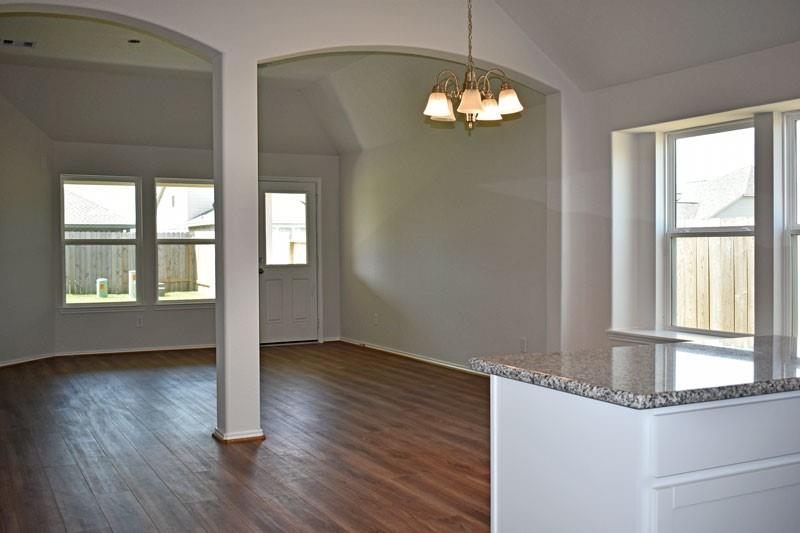 1614 1 Diamond Mountain Drive, Iowa Colony, Texas 77583, 3 Bedrooms Bedrooms, 8 Rooms Rooms,2 BathroomsBathrooms,Single-family,For Sale,Diamond Mountain,66707323