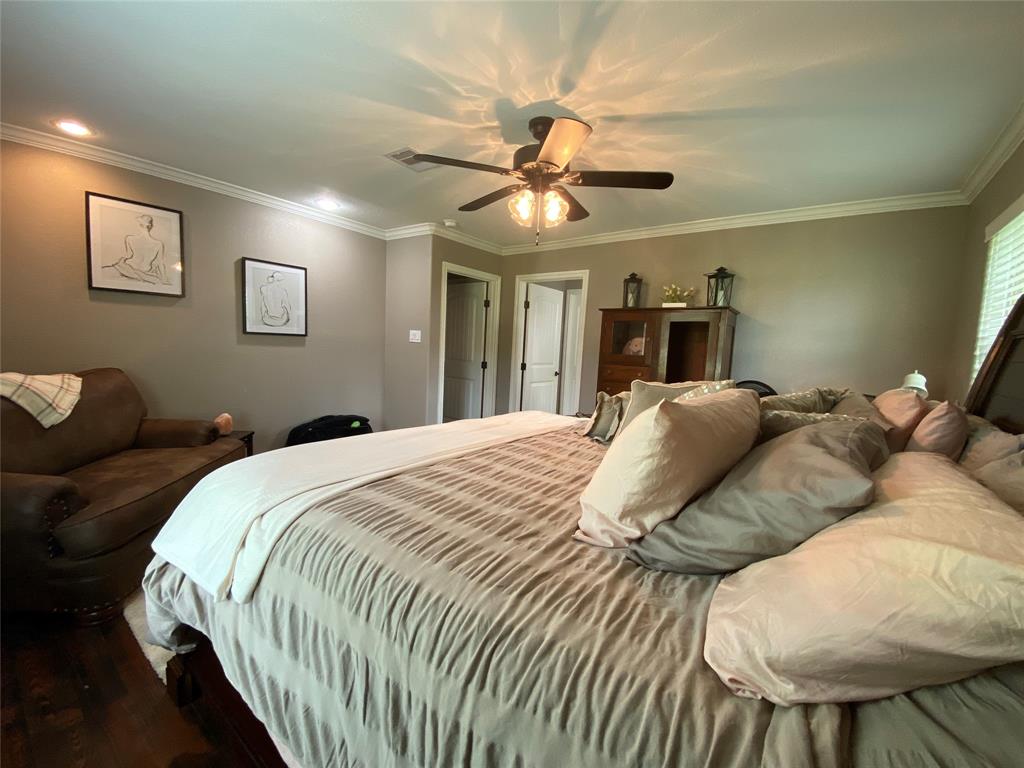 909 1 Baker Rd, Rosenberg, Texas 77471, 3 Bedrooms Bedrooms, 5 Rooms Rooms,2 BathroomsBathrooms,Country Homes/acreage,For Sale,Baker Rd,68498631