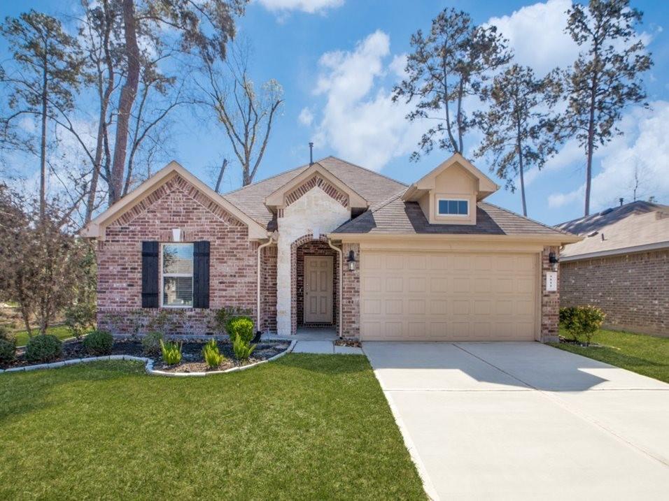 9923 Ranger Falls Lane Conroe, Texas This 4 bedroom layout has open-concept living, dining, and kitchen areas that have plenty of space to entertain friends and family. Throughout the home you will notice granite counters, beautiful vinyl flooring throughout, high ceilings, huge walk in closet in primary room, and ALL appliances are included! Take a stroll throughout the community park or a dip in the sparkling swimming pool. Either way, you will feel right at home in the beautiful community of Amber Pines at Foster's Ridge! Appointments are required so please contact an agent to view this home!