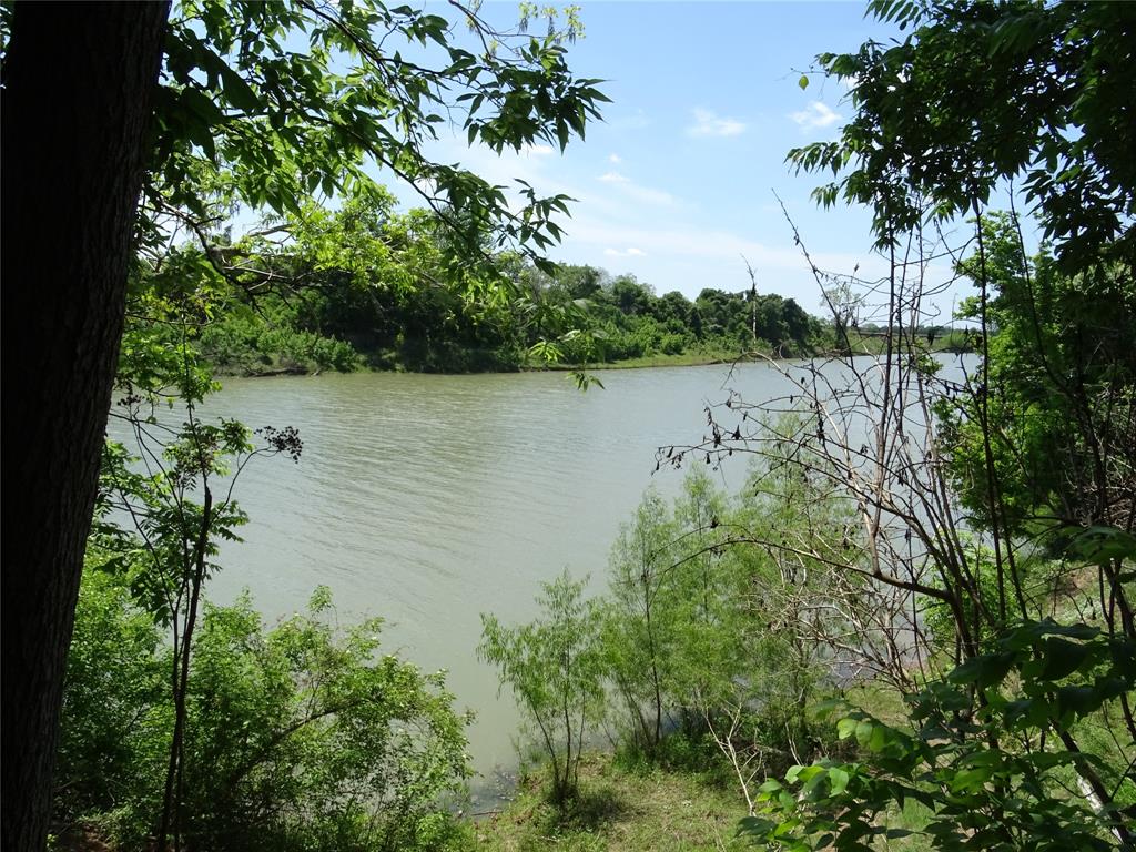 RIVER PLANT ROAD Altair, Texas