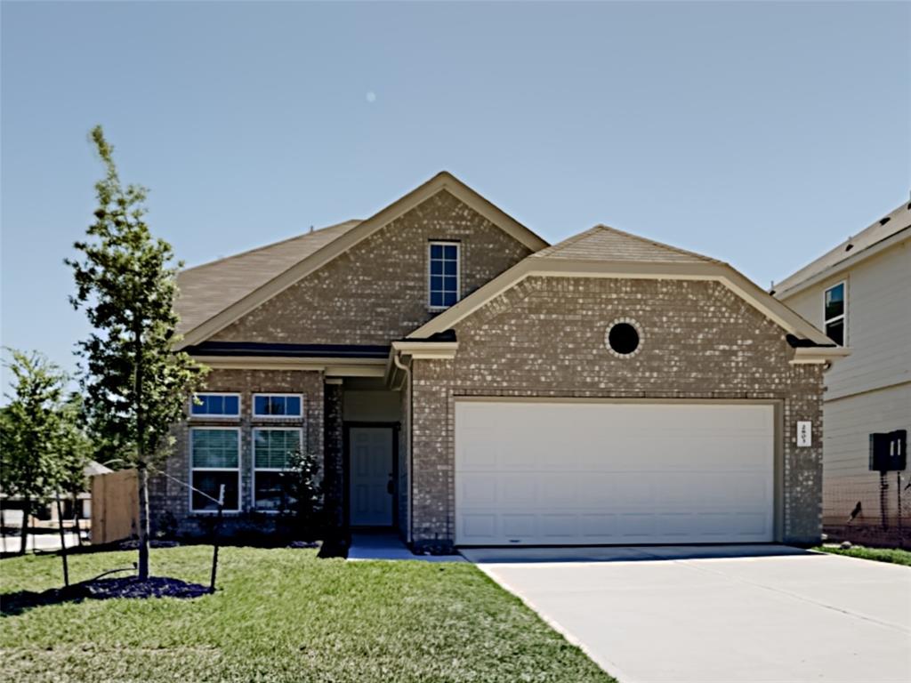 2803 August Mist Lane Conroe, Texas Lovely newly built home in Conroe located in the new Madison Bend subdivision. This home has 4 bedrooms and 3 full bathrooms with a living space of 2363 square feet and 2 car attached garage. This new home has a beautiful open planned kitchen with granite counter-tops and plenty of storage space, a nice comfortable living room with plenty of natural light to relax in. Three bedrooms and two bathrooms are located on the first floor. Second floor offers a large game-room area, one additional bedroom and a third bathroom. There is also a nice sized back yard where you can relax in or entertain friends and family.
There are many stores and restaurants in the area, Lake Conroe and the Woodlands that is very close proximity to Conroe which includes more shopping and fabulous restaurants of your choice.
