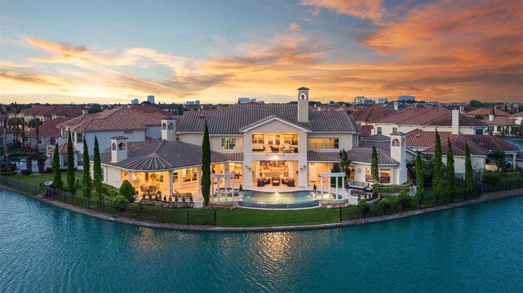 2310 Bayou Mist Court, Houston TX 77077