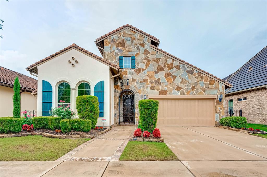 Sundance Hill Ln, Sugar Land, TX 77479