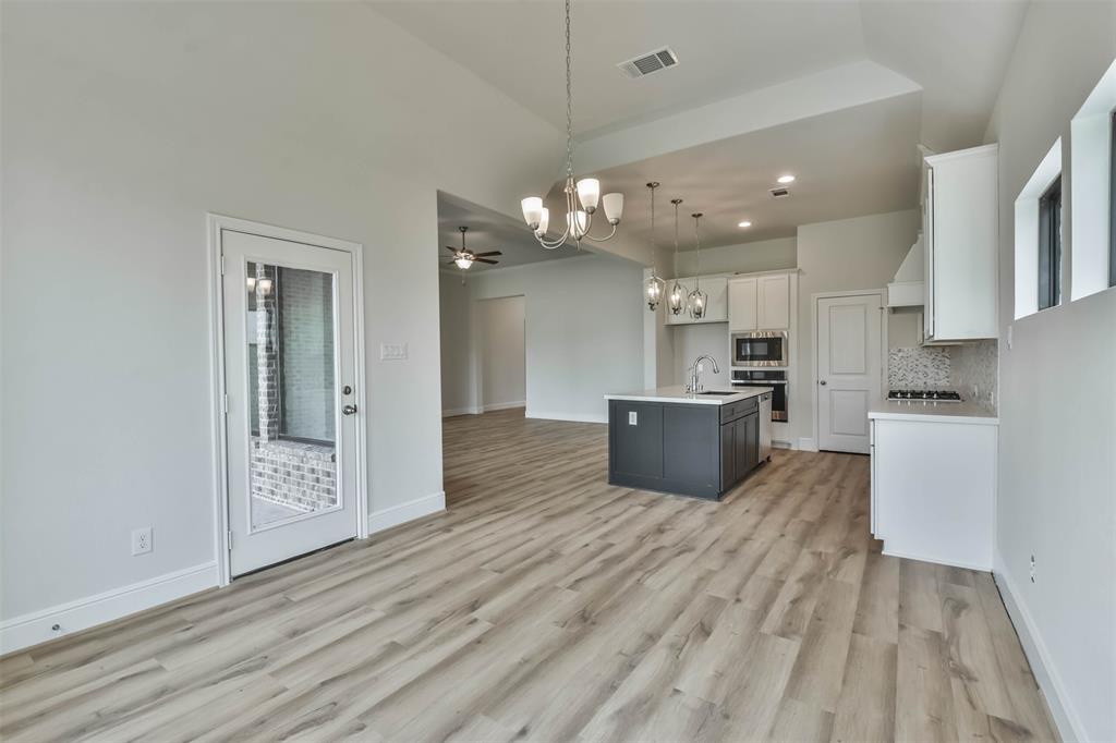 10616 1 Red Tail Place, Conroe, Texas 77385, 3 Bedrooms Bedrooms, 6 Rooms Rooms,2 BathroomsBathrooms,Single-family,For Sale,Red Tail,70827586
