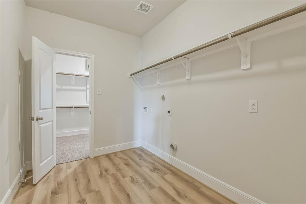 10616 1 Red Tail Place, Conroe, Texas 77385, 3 Bedrooms Bedrooms, 6 Rooms Rooms,2 BathroomsBathrooms,Single-family,For Sale,Red Tail,70827586