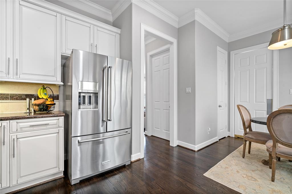4305 3 Feagan Street, Houston, Texas 77007, 3 Bedrooms Bedrooms, 5 Rooms Rooms,3 BathroomsBathrooms,Single-family,For Sale,Feagan,75877431