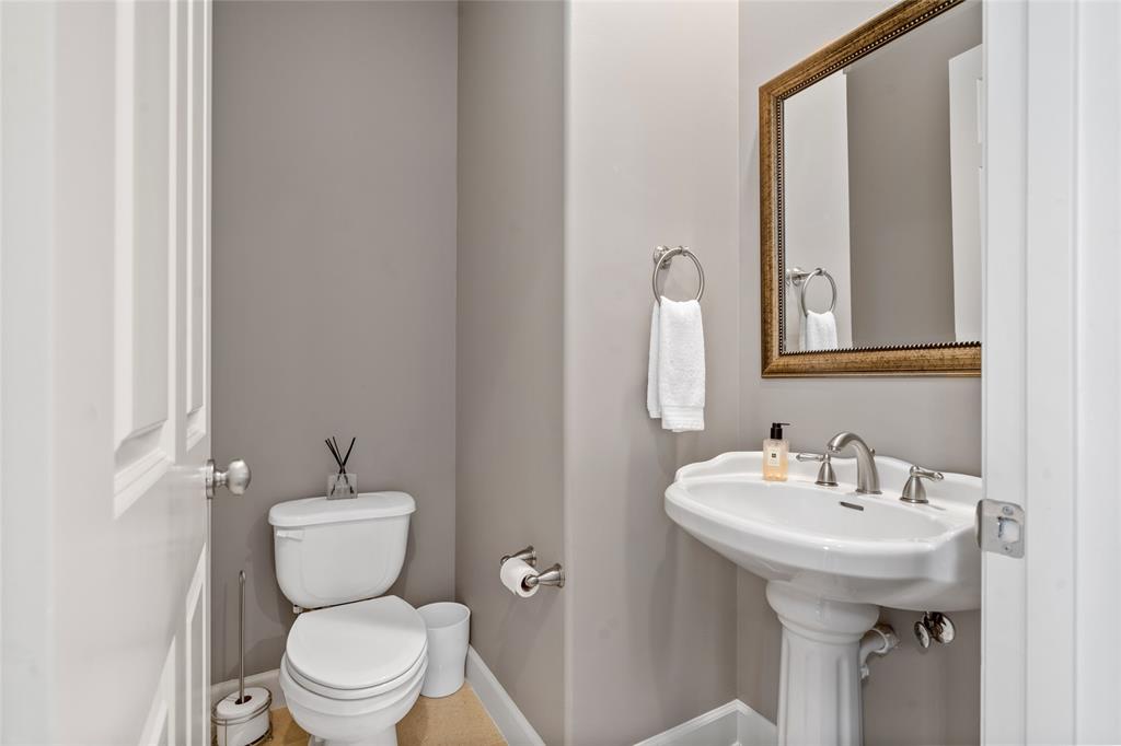 4305 3 Feagan Street, Houston, Texas 77007, 3 Bedrooms Bedrooms, 5 Rooms Rooms,3 BathroomsBathrooms,Single-family,For Sale,Feagan,75877431