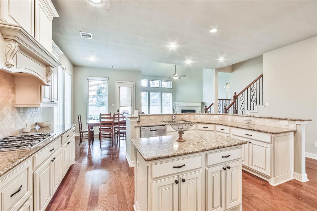 2814 Ember Pass Lane