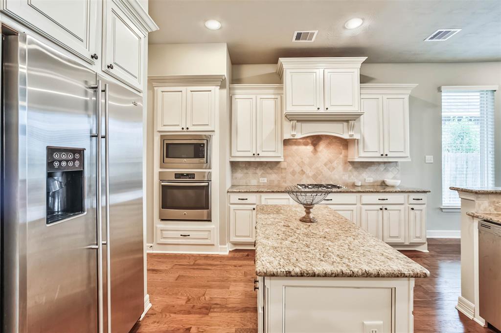 2814 Ember Pass Lane
