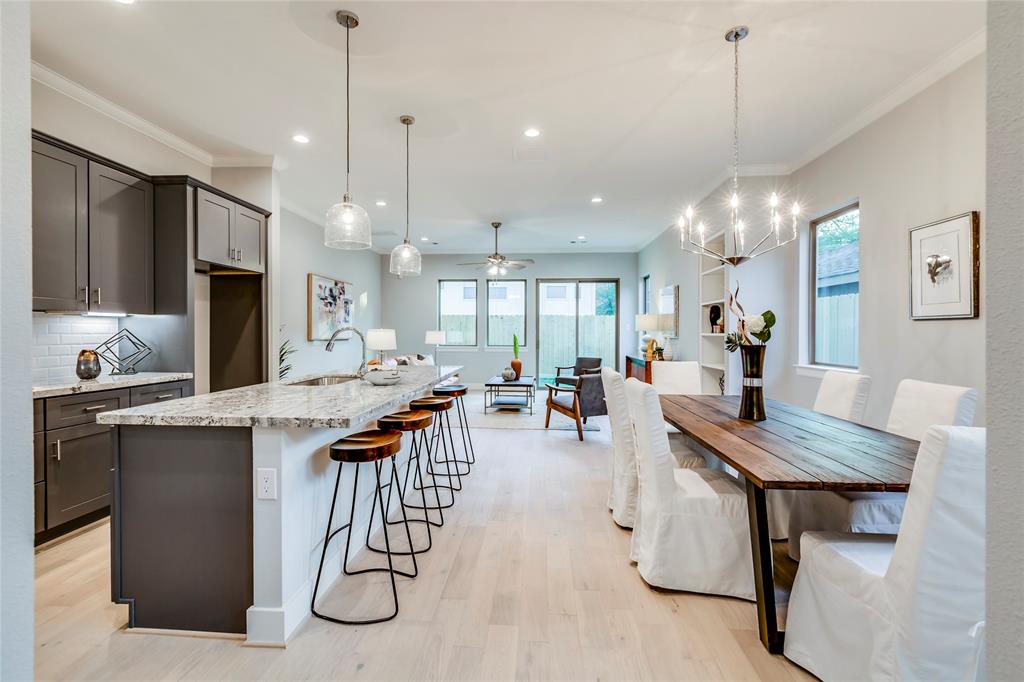 420 2 POLK Street, Houston, Texas 77019, 3 Bedrooms Bedrooms, 11 Rooms Rooms,2 BathroomsBathrooms,Single-family,For Sale,POLK,54845633