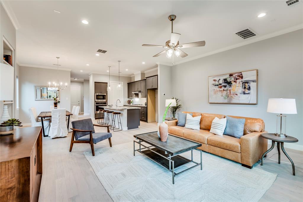 420 2 POLK Street, Houston, Texas 77019, 3 Bedrooms Bedrooms, 11 Rooms Rooms,2 BathroomsBathrooms,Single-family,For Sale,POLK,54845633
