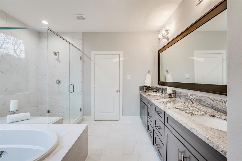 420 2 POLK Street, Houston, Texas 77019, 3 Bedrooms Bedrooms, 11 Rooms Rooms,2 BathroomsBathrooms,Single-family,For Sale,POLK,54845633