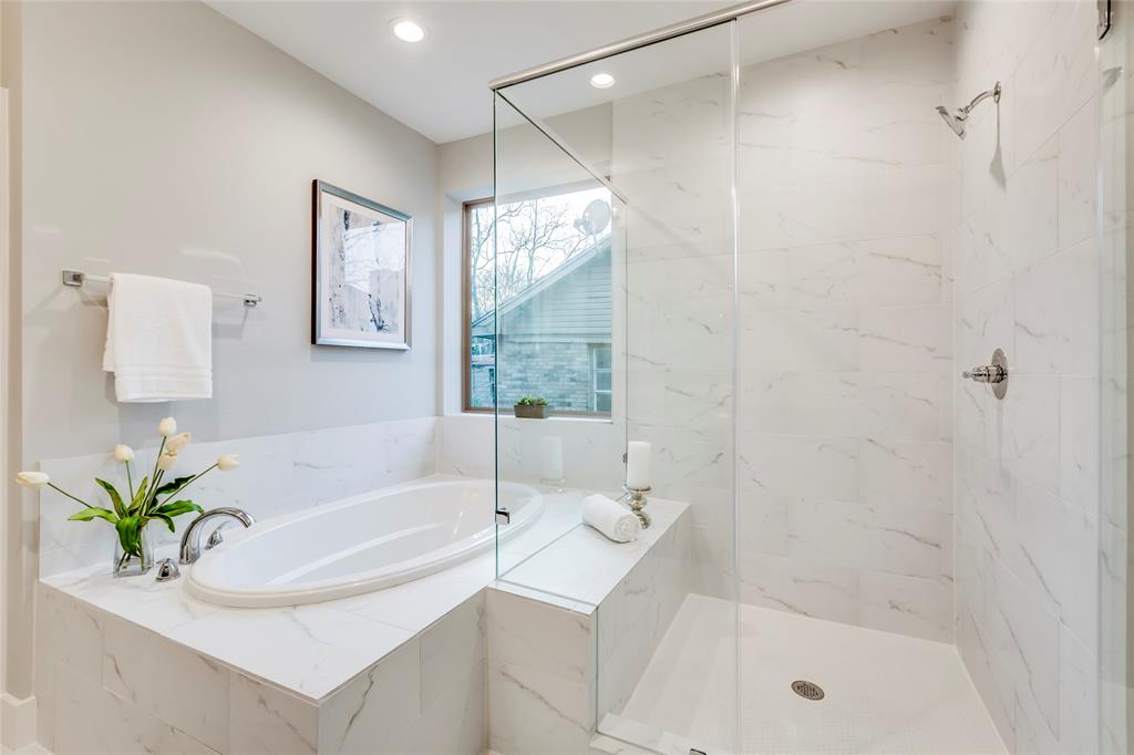420 2 POLK Street, Houston, Texas 77019, 3 Bedrooms Bedrooms, 11 Rooms Rooms,2 BathroomsBathrooms,Single-family,For Sale,POLK,54845633