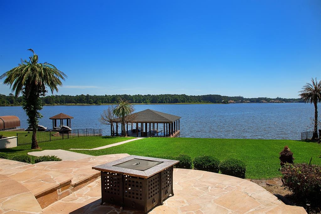 19916 Gemstone Drive, Montgomery, TX 77356