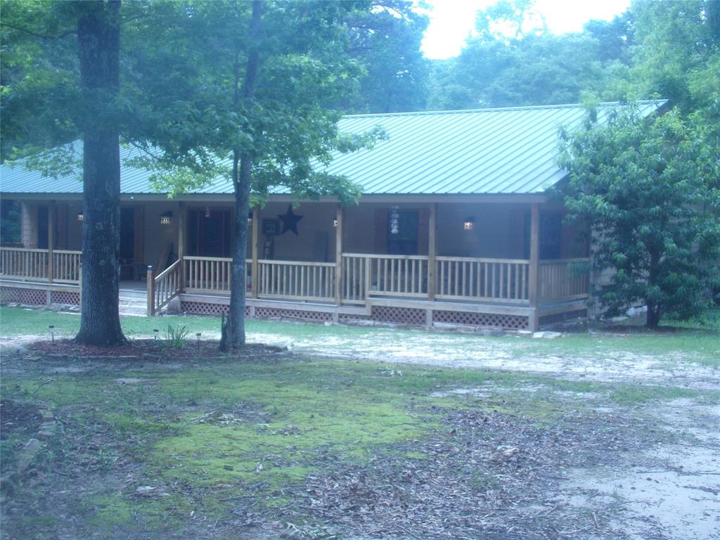 22501 SH 7 Kennard, Texas This shady oasis is in a central location between Lufkin or Crockett. This home offers all the amenities while holding onto the rustic charm. With no restrictions, you can really make this place yours.