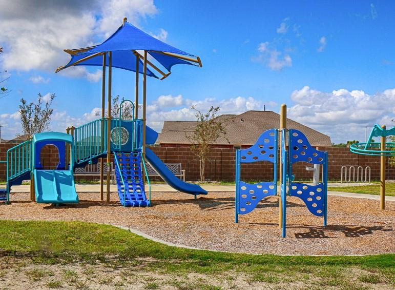 13517 2 Emerald Mallard Dr, Texas City, Texas 77568, 3 Bedrooms Bedrooms, 7 Rooms Rooms,2 BathroomsBathrooms,Single-family,For Sale,Emerald Mallard Dr,67704742