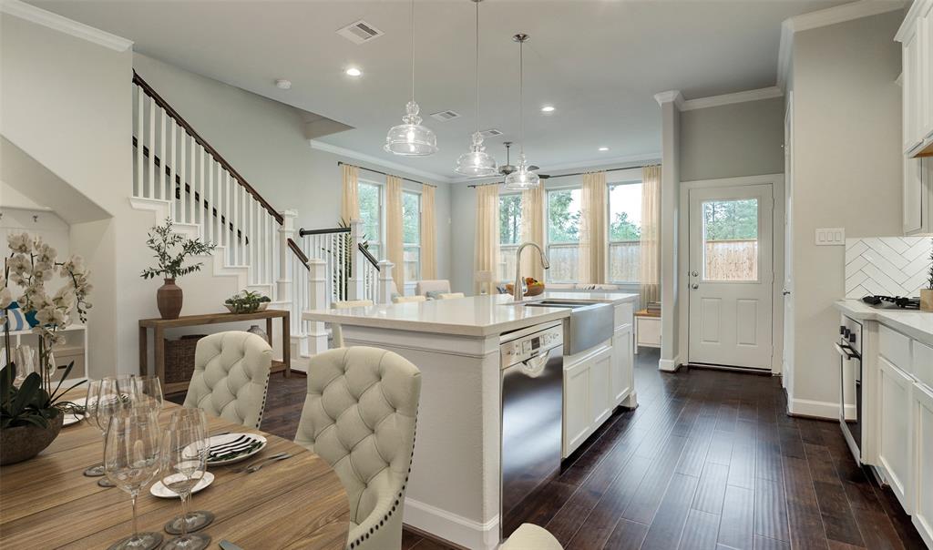 1905 3 Kirby Landing Drive, Houston, Texas 77051, 2 Bedrooms Bedrooms, 12 Rooms Rooms,2 BathroomsBathrooms,Single-family,For Sale,Kirby Landing,53519303