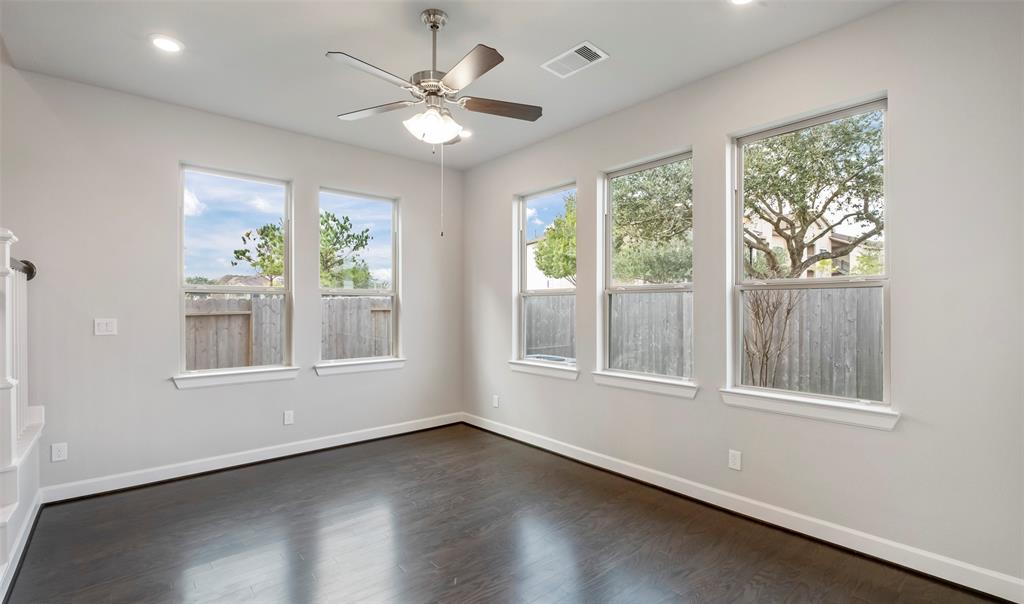 1905 3 Kirby Landing Drive, Houston, Texas 77051, 2 Bedrooms Bedrooms, 12 Rooms Rooms,2 BathroomsBathrooms,Single-family,For Sale,Kirby Landing,53519303