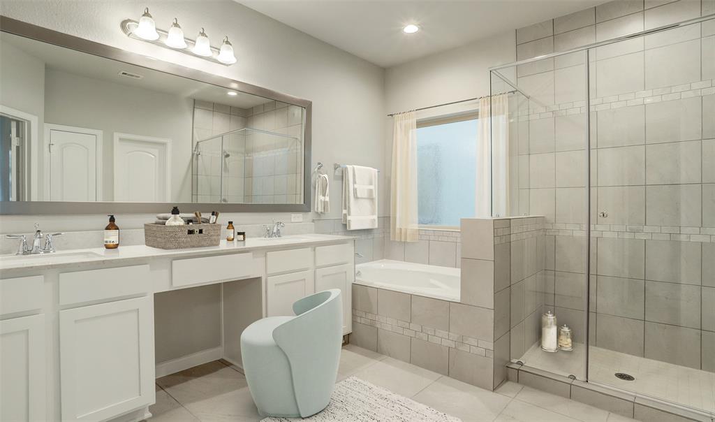 1905 3 Kirby Landing Drive, Houston, Texas 77051, 2 Bedrooms Bedrooms, 12 Rooms Rooms,2 BathroomsBathrooms,Single-family,For Sale,Kirby Landing,53519303