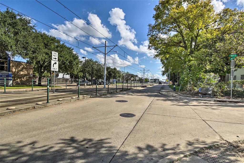 503 1 Carl Street, Houston, Texas 77009, 3 Bedrooms Bedrooms, ,2 BathroomsBathrooms,Multi-family,For Sale,Carl,40724783