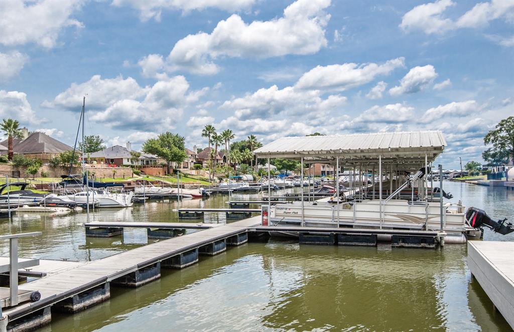 12852 Point Aquarius Boulevard, Willis, TX 77318