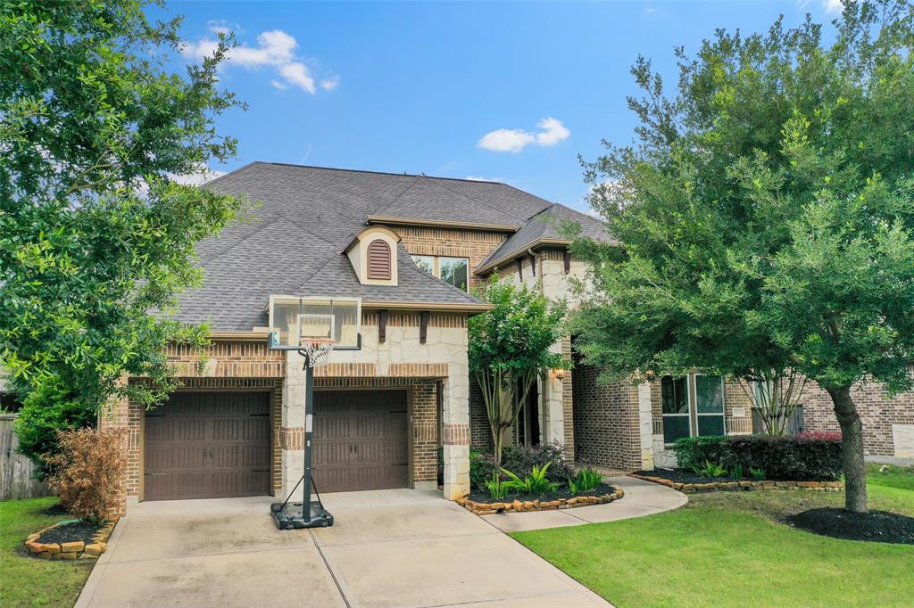 10311 Cedar Shade Road Katy, Texas Multiple offers seller is asking for highest and best by 7:00 pm Sunday 6/6/2021
Incredible stone and brick with great curb appeal sitting on over 10,000 sqft lot. From the
minute you walk in the front door, the elegance will astound you. Greeted with high ceilings, stylish trim and 5” wood flooring throughout most of the first floor. 4 Bedrooms, 3.5 bath, study, game room, media room, formal dining, butler’s pantry and 3 car garage. Open living area with awesome stone fireplace hearth. Chef’s dream island kitchen with granite countertops, inlaid backsplash, GE profile stainless steel appliances, double ovens, 5 burner gas cooktop, breakfast bar, and walk-in pantry. Large breakfast room. The 19’x14’ primary suite can’t be beaten with its 17’ x 11’ executive bath custom designed with double shower heads, granite counter tops, and jetted tub. Covered patio with huge backyard that can accommodate a big pool with lots of room left over. Don’t miss the 3-D virtual tour with floor plan!