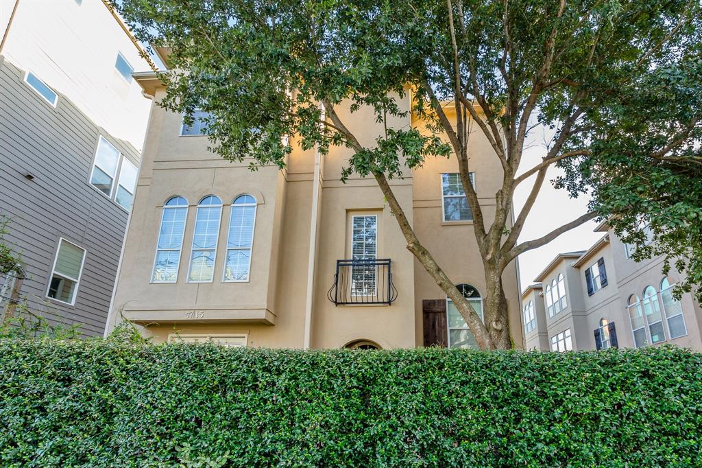 5715 3 Kansas Street, Houston, Texas 77007, 3 Bedrooms Bedrooms, 6 Rooms Rooms,3 BathroomsBathrooms,Townhouse/condo,For Sale,Kansas,47558014