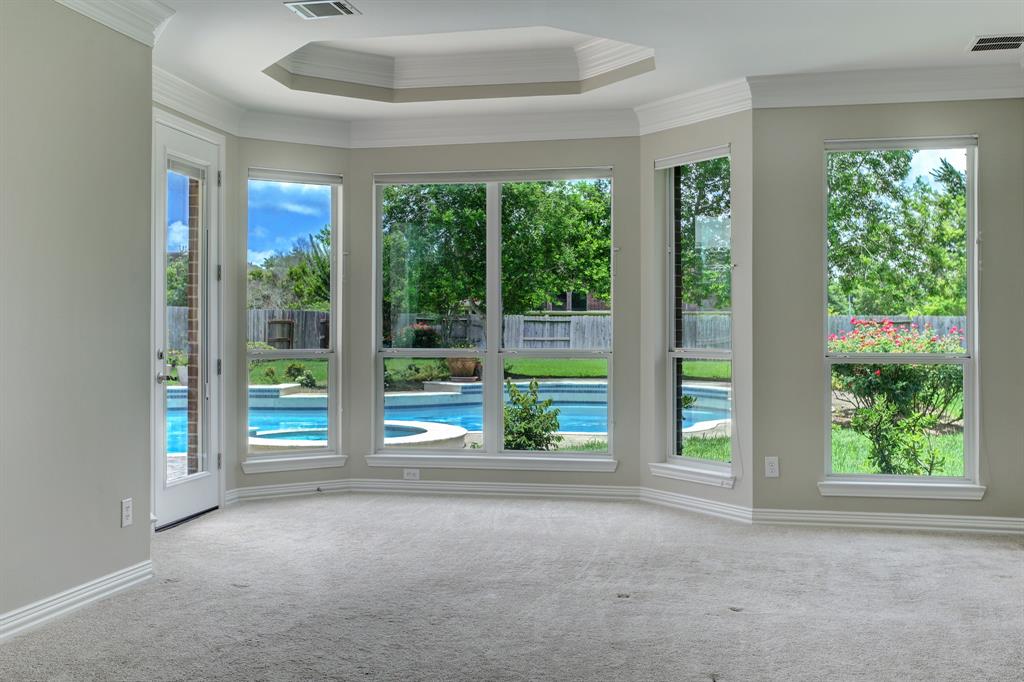 806 Lake Grayson Drive