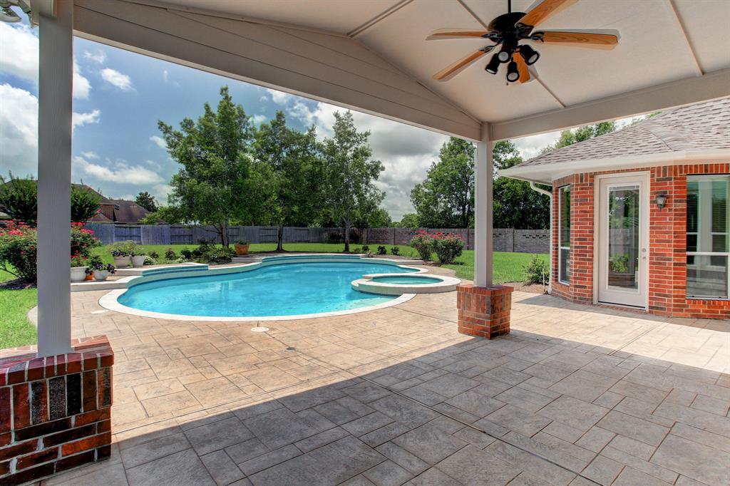 806 Lake Grayson Drive