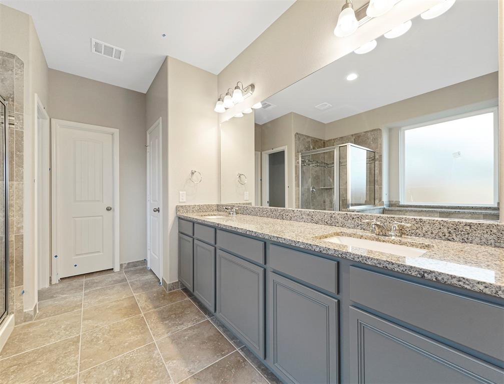 46 2 INDIAN WELLS Drive, Manvel, Texas 77578, 5 Bedrooms Bedrooms, 8 Rooms Rooms,4 BathroomsBathrooms,Single-family,For Sale,INDIAN WELLS,56483163