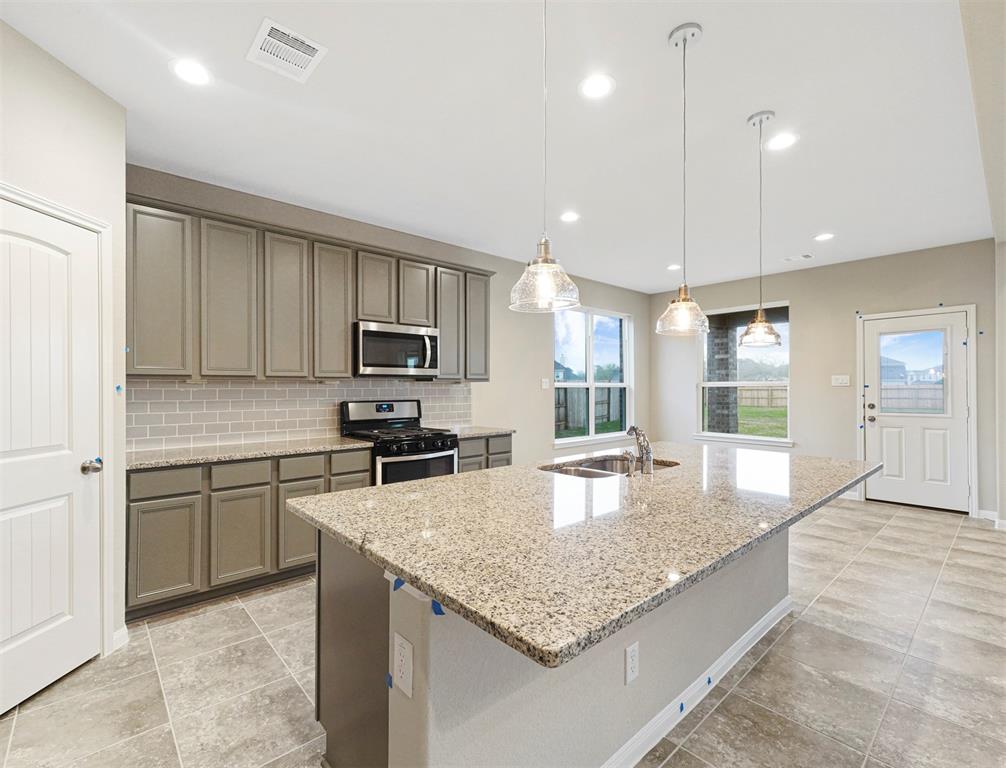 46 2 INDIAN WELLS Drive, Manvel, Texas 77578, 5 Bedrooms Bedrooms, 8 Rooms Rooms,4 BathroomsBathrooms,Single-family,For Sale,INDIAN WELLS,56483163