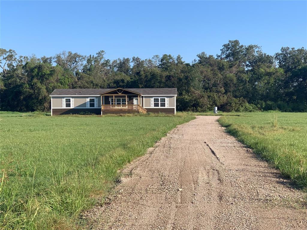 5677 1 County Road 30S, Angleton, Texas 77515, 4 Bedrooms Bedrooms, 6 Rooms Rooms,2 BathroomsBathrooms,Single-family,For Sale,County Road 30S,50283395